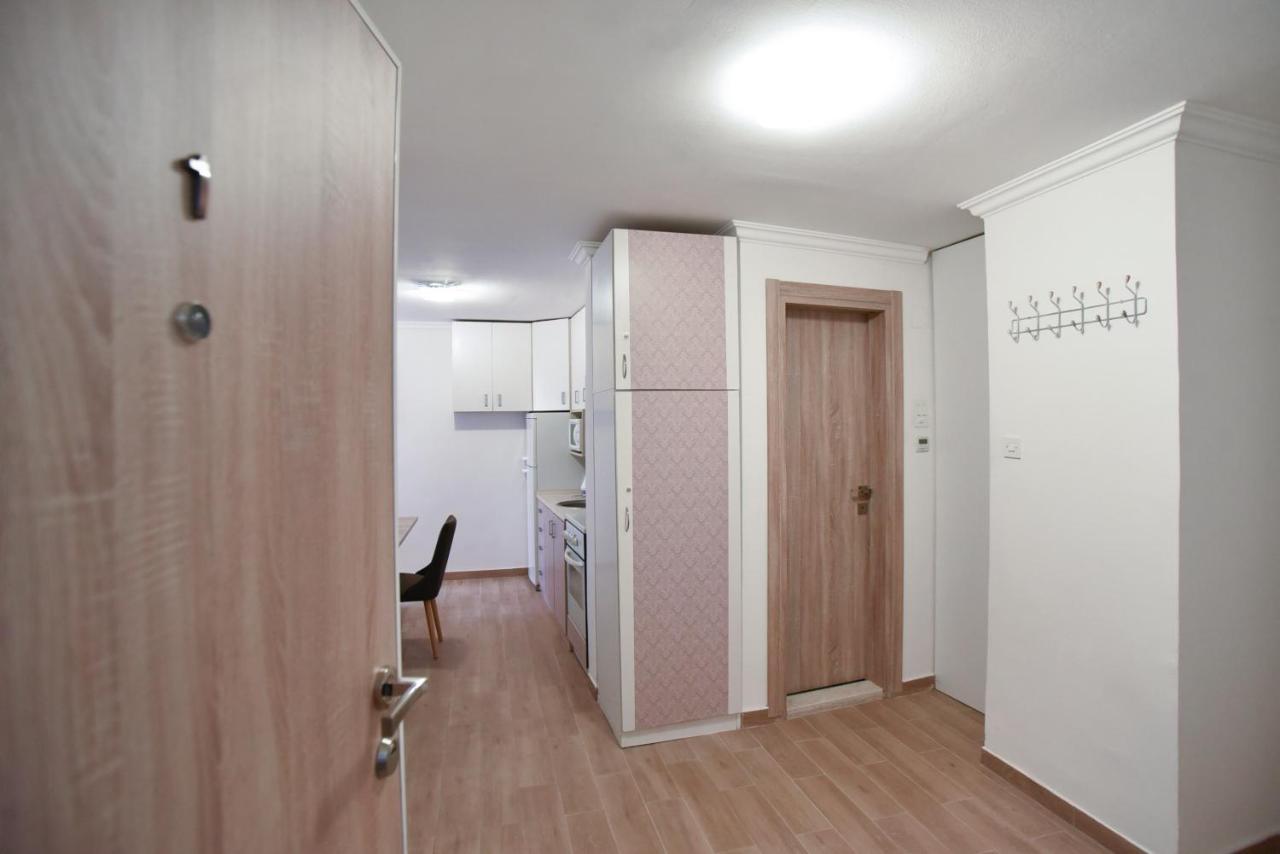 Apartamento Palm Square 1 Old Town Apt Budva Exterior foto