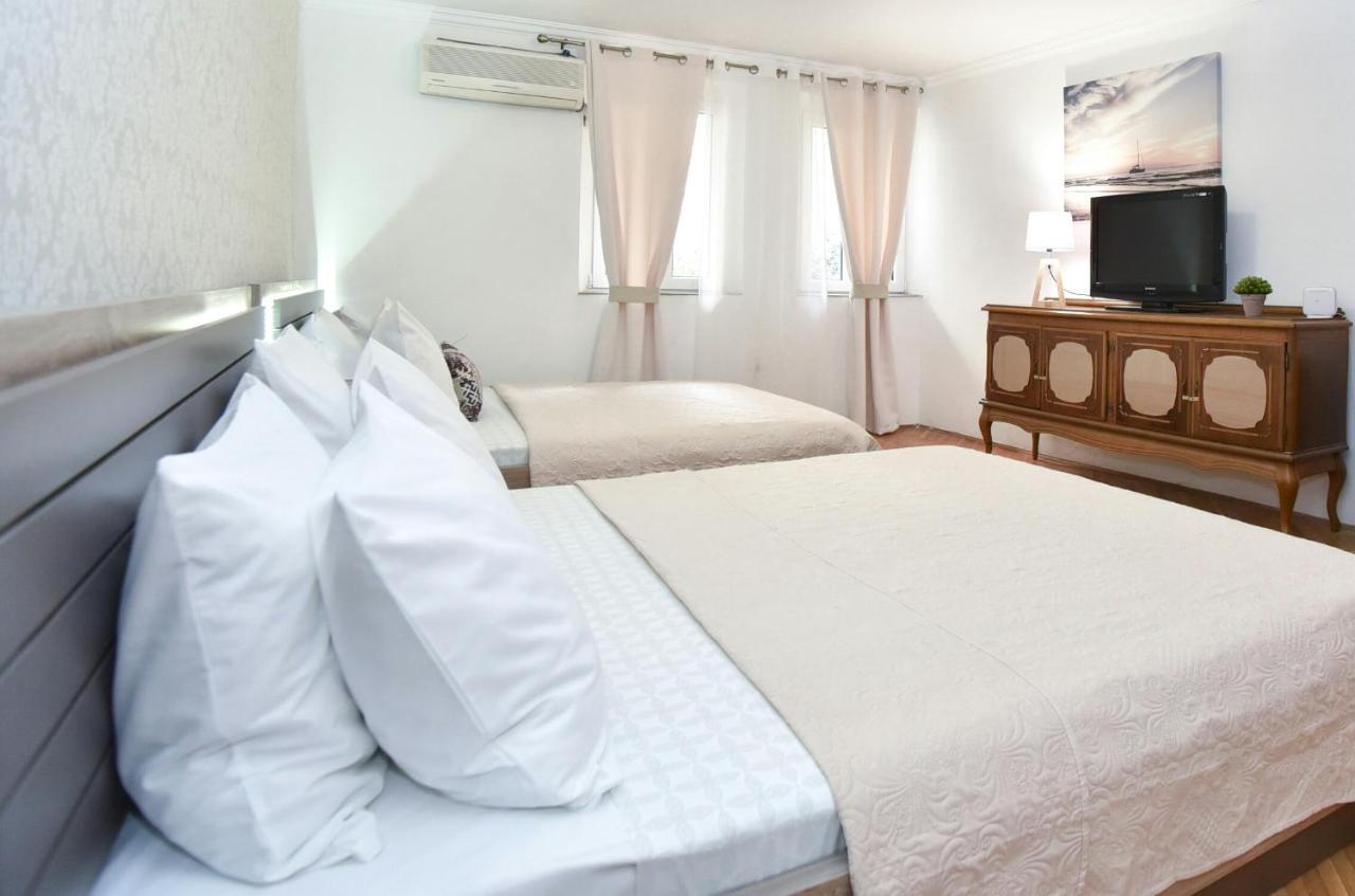 Apartamento Palm Square 1 Old Town Apt Budva Exterior foto